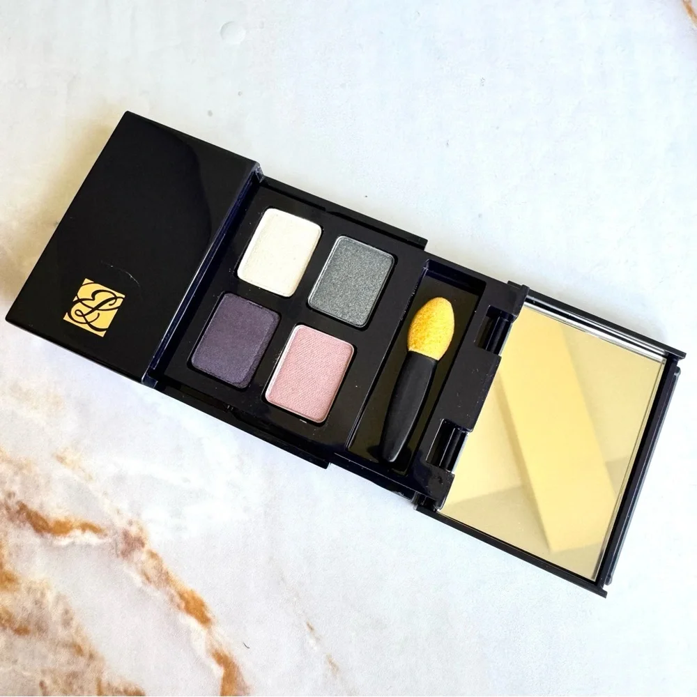 Estee Lauder Black Moon Light/Dark Amethyst / Pale Moon Eyeshadow Quad Palette